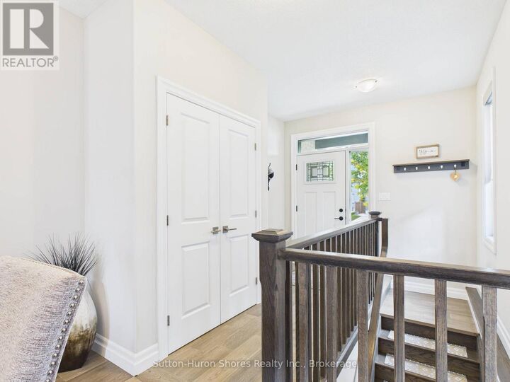 Property Photo:  404 Devonshire Road  ON N0H 2C3 