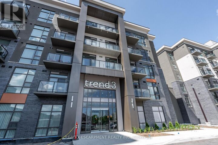 Property Photo:  470 Dundas Street East 225  ON L8B 2A6 