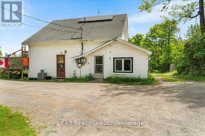 Property Photo:  330 Black River Road B  ON K0K 3J0 