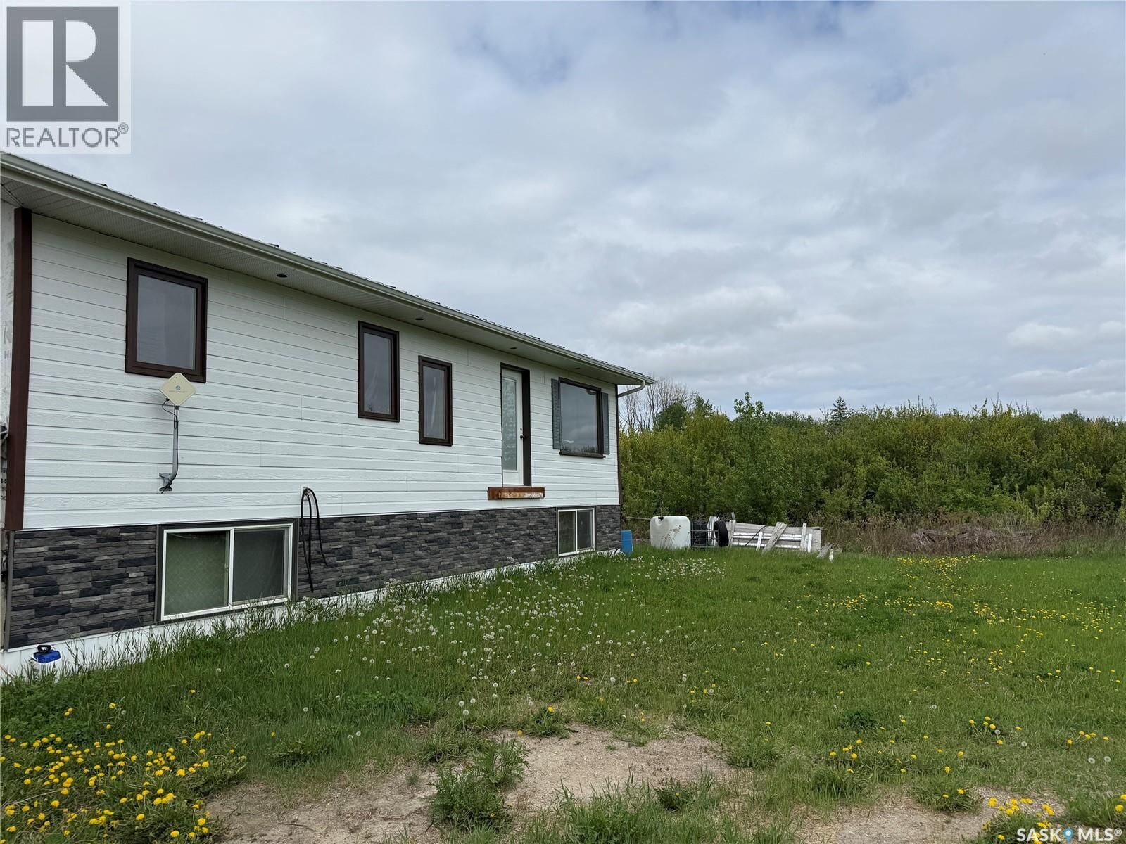 Property Photo: Larose Acreage SK S0J 3B0