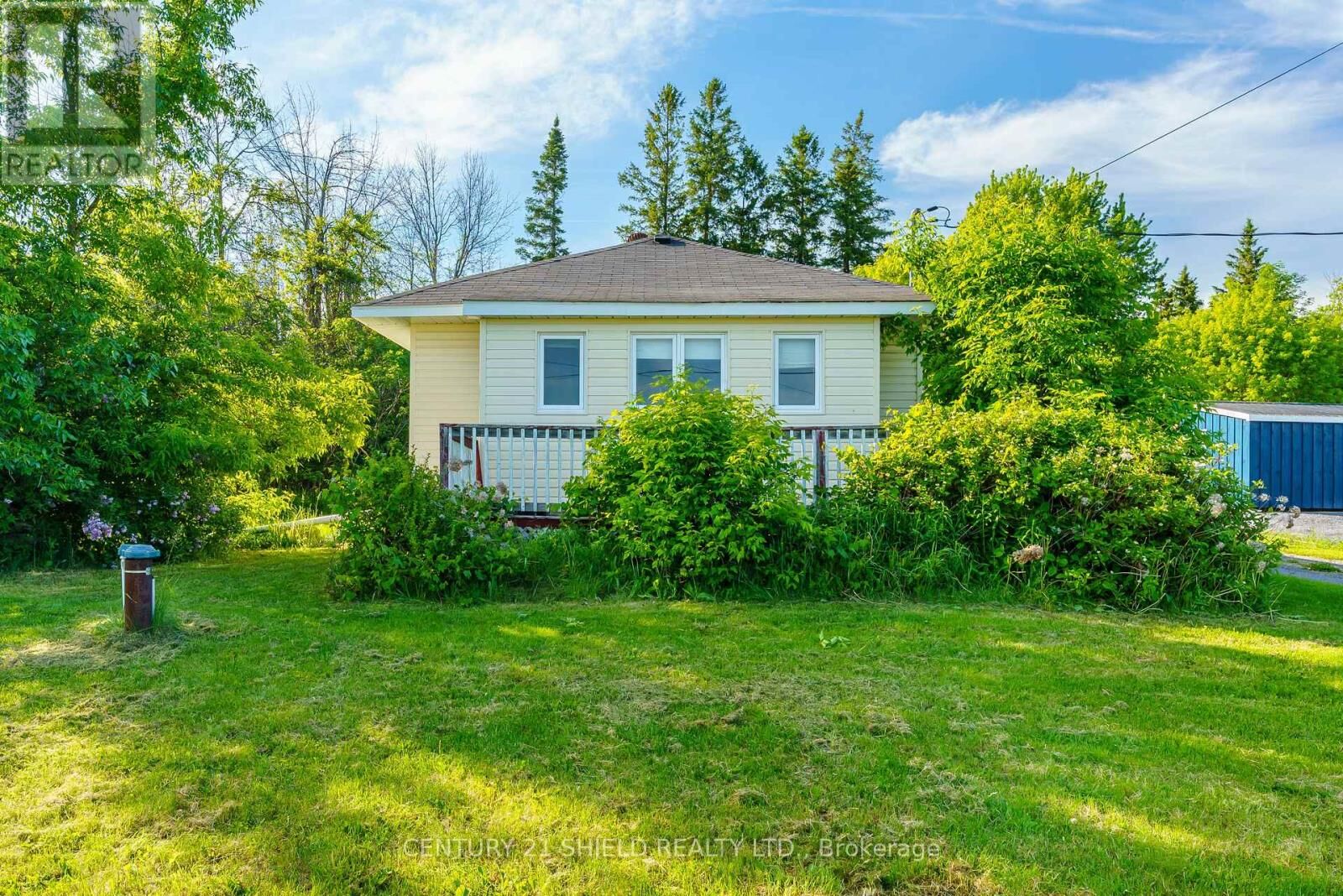 Property Photo: 16587 South County 36 Road ON K0C 1P0