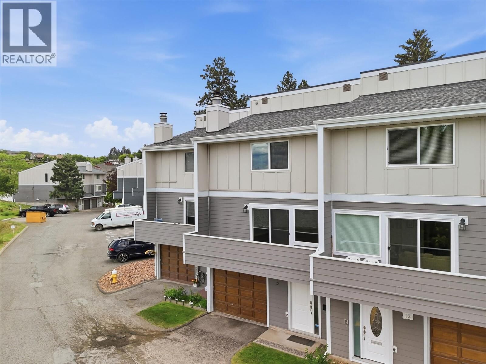 Photo de la propriété:  1810 Springhill Drive 12  BC V2E 1P9 