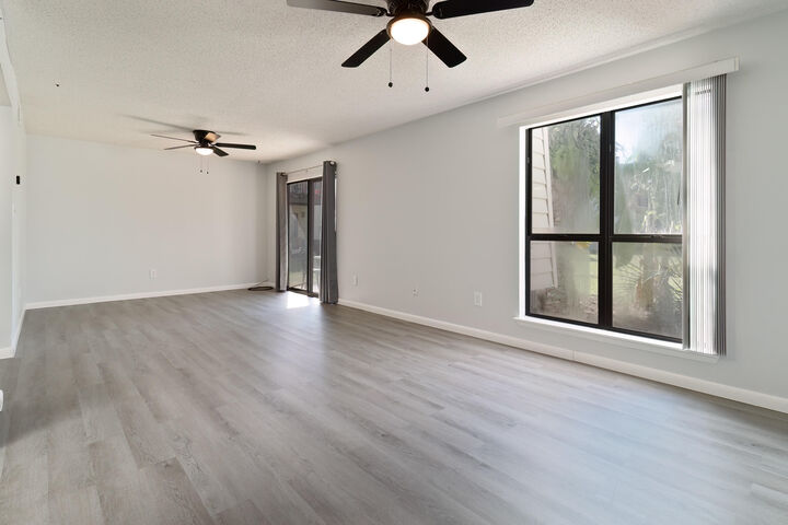 Property Photo: 308 SW Miracle Strip Parkway 3B FL 32548