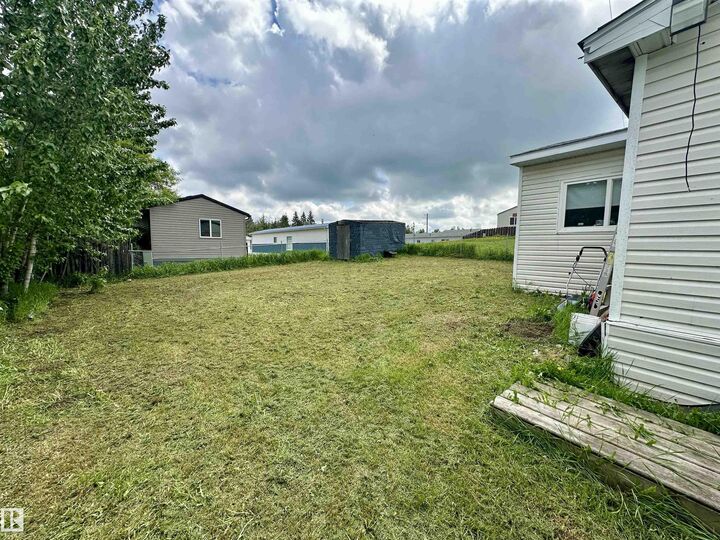 Property Photo:  13 4405 50 Avenue  AB T9M 1Z3 