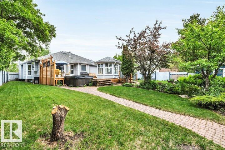 Property Photo:  19 Haven Crescent  AB T9G 1J5 