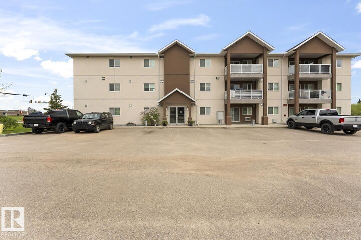 Property Photo:  1601 8 Avenue  AB T9M 0C3 