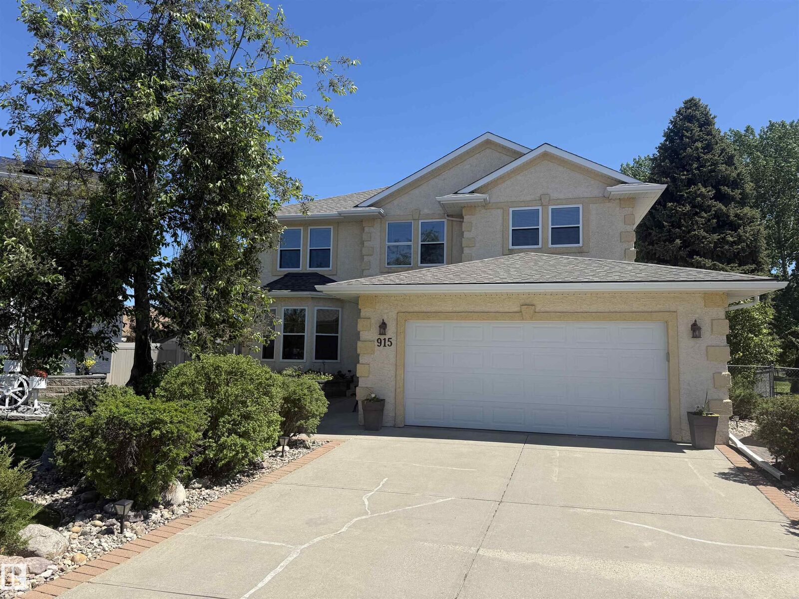 Property Photo: 915 Picard Drive NW AB T5T 6H2