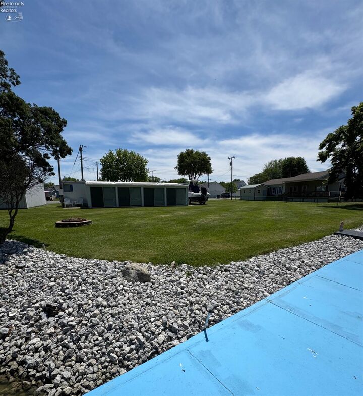 Property Photo: 2825 W Risingsun Road OH 43452