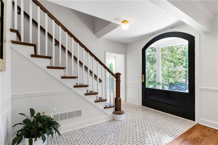 Property Photo:  2912 Vinings Forest Way SE  GA 30339 