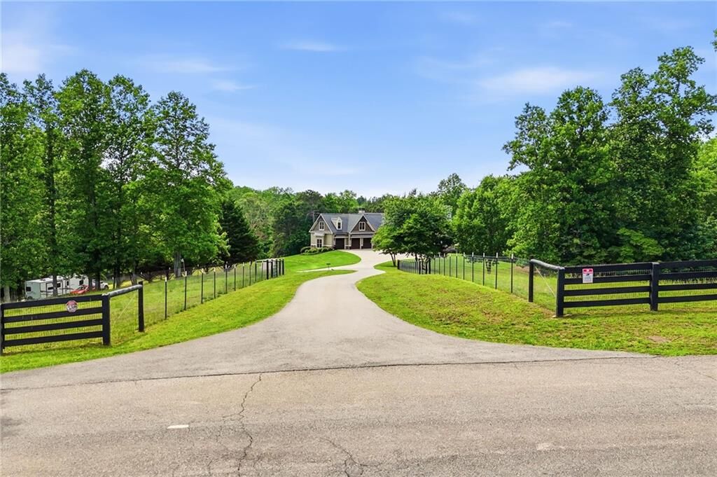 Property Photo:  457 Arlington Way  GA 30114 