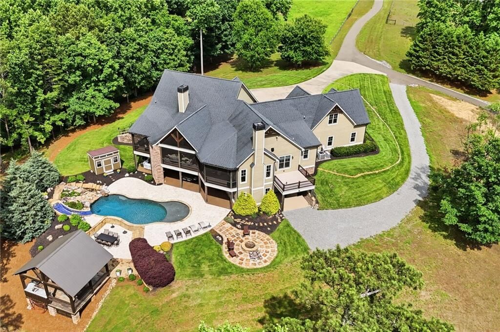 Property Photo:  457 Arlington Way  GA 30114 