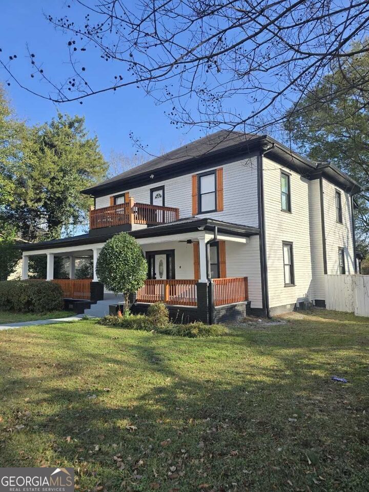 Property Photo:  402 Meriwether Street  GA 30224 
