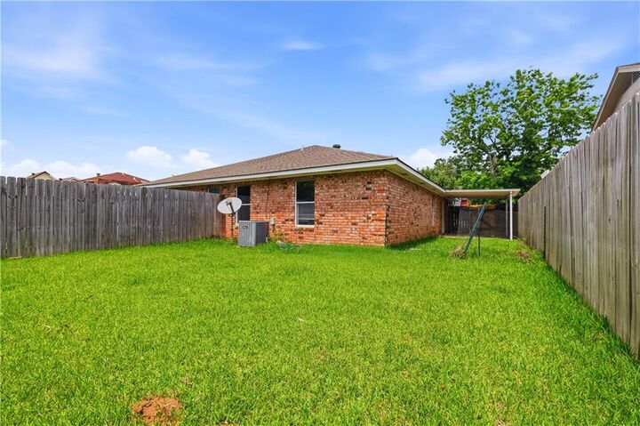 Property Photo:  809 Brooks Boulevard A  LA 71303 