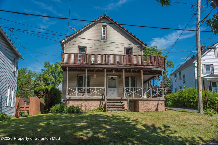 Property Photo:  629 Clinton Street  PA 18421 