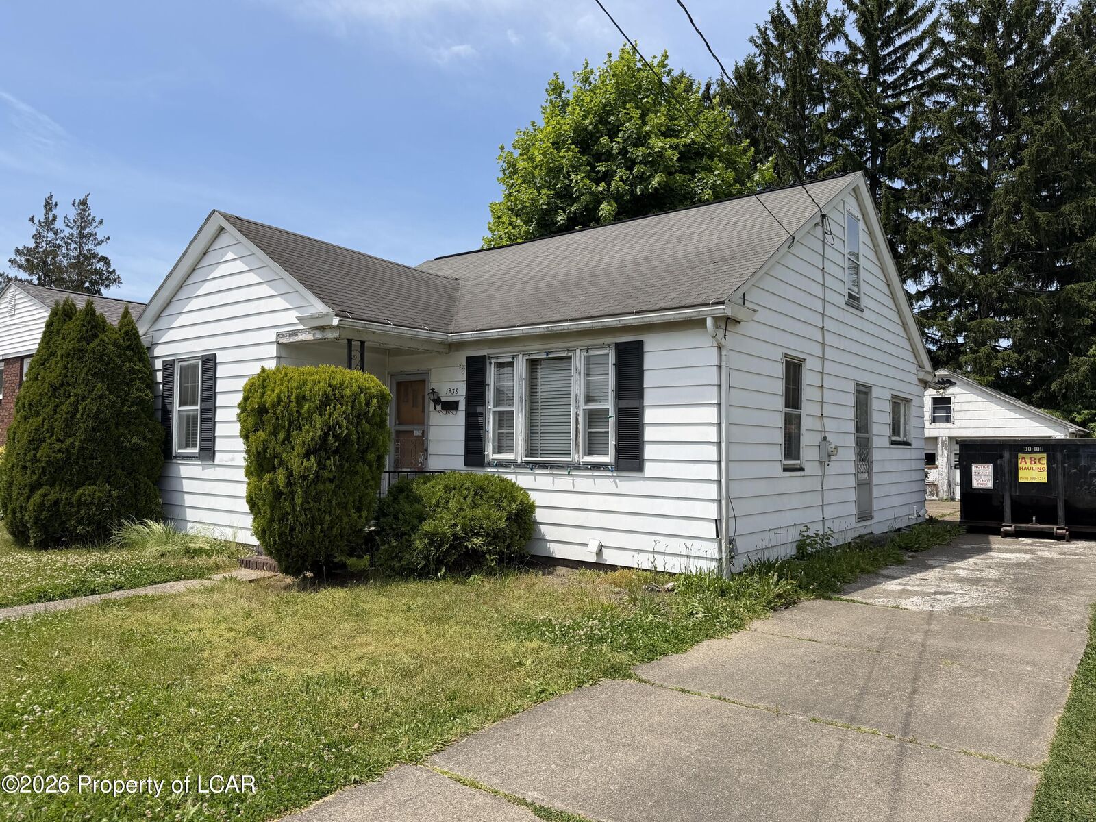 Property Photo:  1938 Scarboro Street  PA 18643 