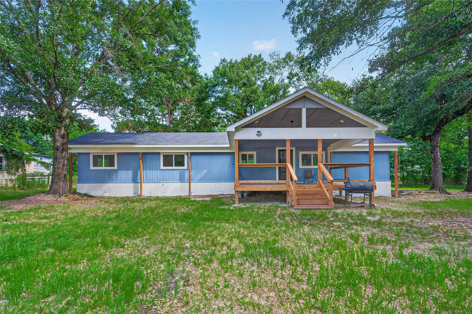 Property Photo:  127 Pine Wood Dr  TX 75862 