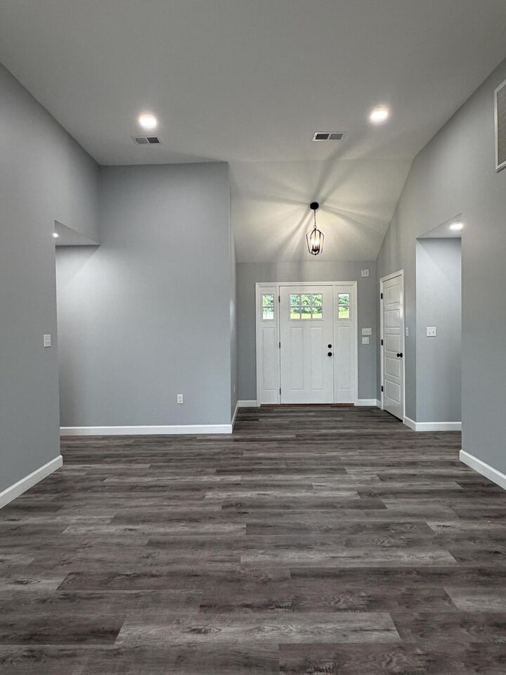 Property Photo: 385 Lone Oak Drive KY 42503