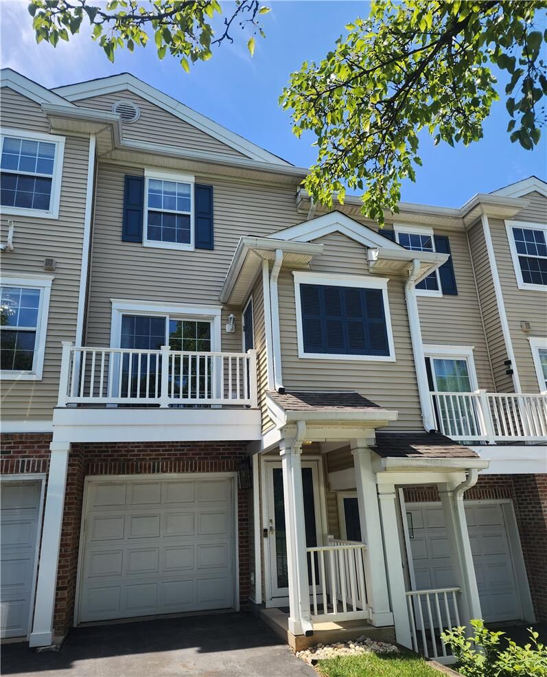 Property Photo:  854 Nittany Court  PA 18104 