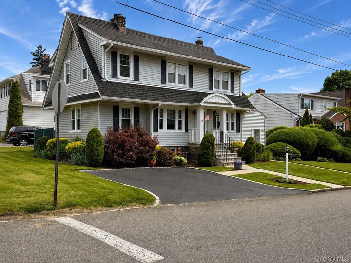 Property Photo: 118 Gaylor Road NY 10583