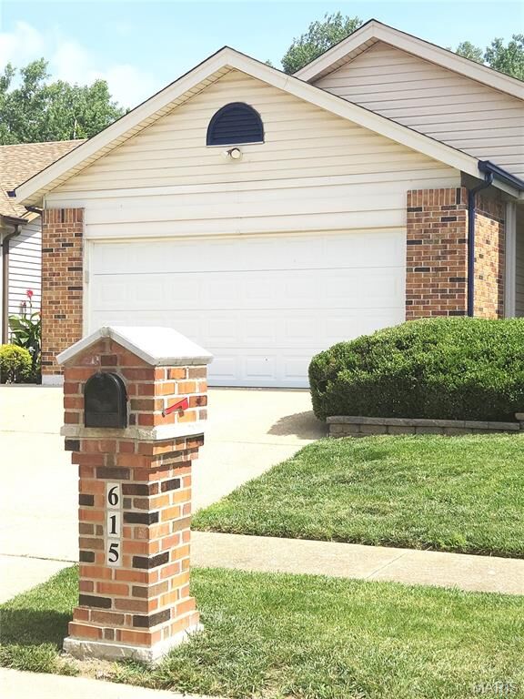 Property Photo: 615 Foxtail Drive MO 63034