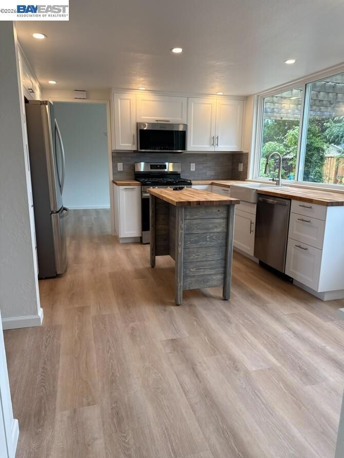 Property Photo:  861 Saint John Cir  CA 94518 