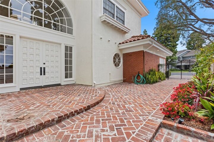 Property Photo:  2 Belcourt  CA 92660 