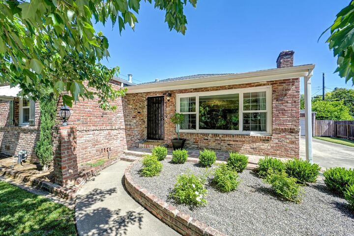 Property Photo:  5712 McAdoo Avenue  CA 95819 