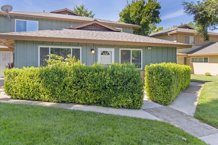 Property Photo: 5630 Madison Avenue 1 CA 95841