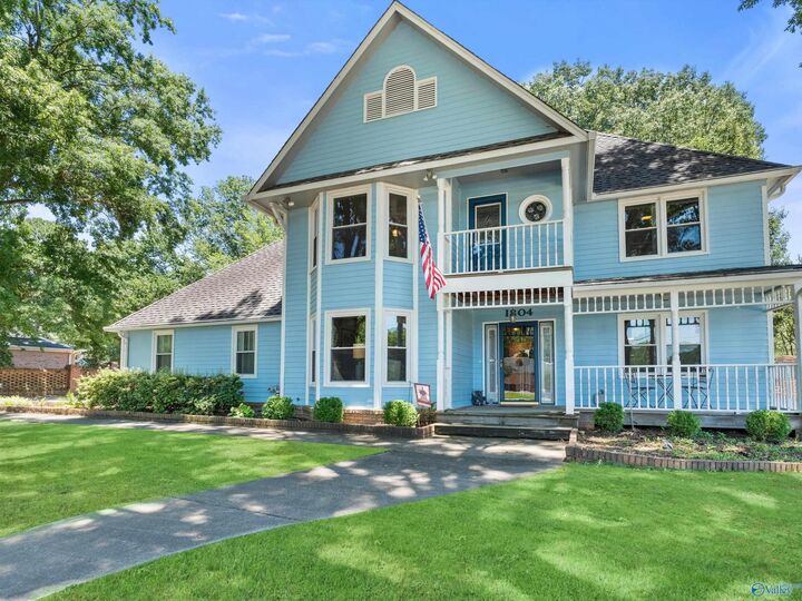 Property Photo: 1804 SE Eastwood Drive SE AL 35601