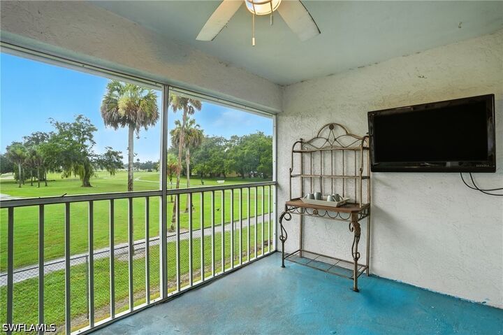 Property Photo:  2231 E 5th Street 207  FL 33936 