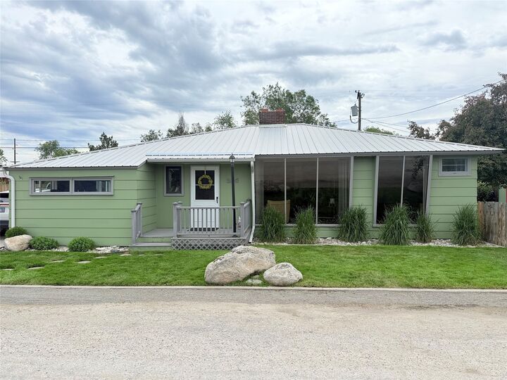 Property Photo:  104 Taulman Lane  MT 59840 