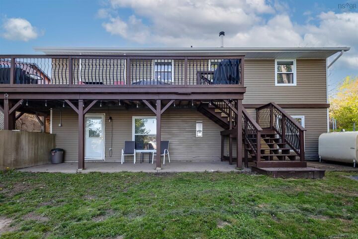 Property Photo:  99 Hillcrest Drive  NS B1R 1V1 