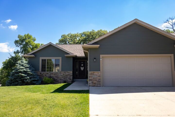 Property Photo:  2823 Dunlap Lane SE  MN 55904 