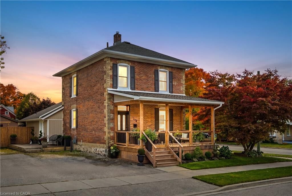 Property Photo:  710 York Avenue N  ON N4W 2Y3 