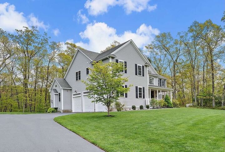 Property Photo:  3 Notch Dr  MA 01886 