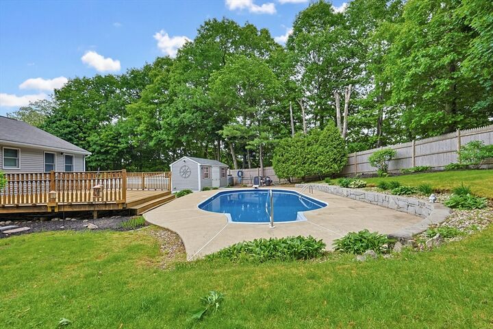 Property Photo:  5 Otter Pond Road  MA 01940 