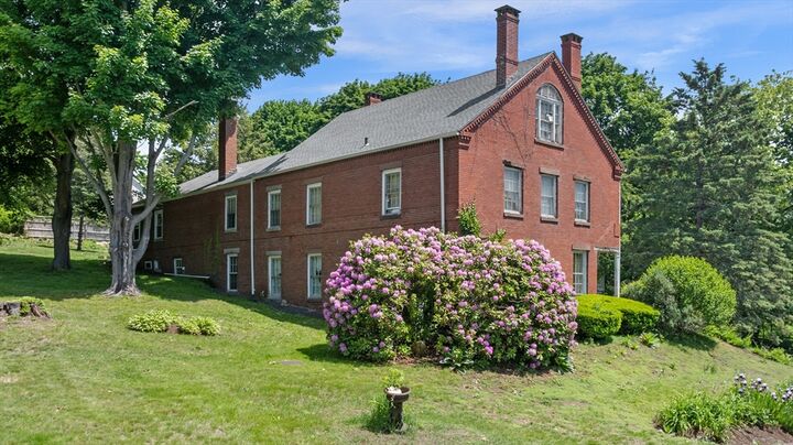 Property Photo:  14 Poplar  MA 01923 