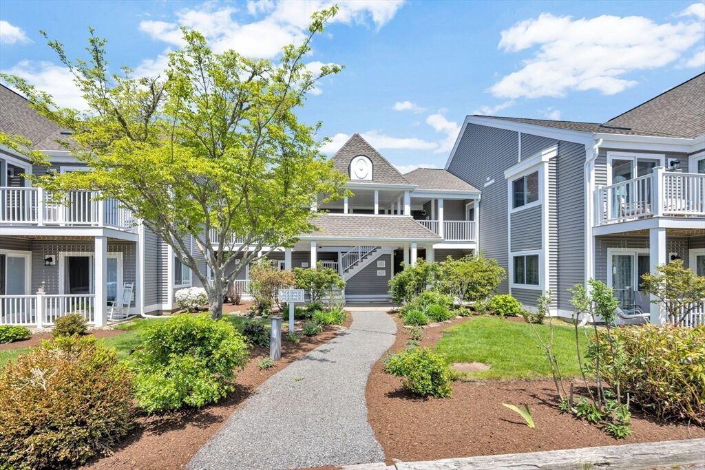 Property Photo:  102 Fletcher Lane N  MA 02631 