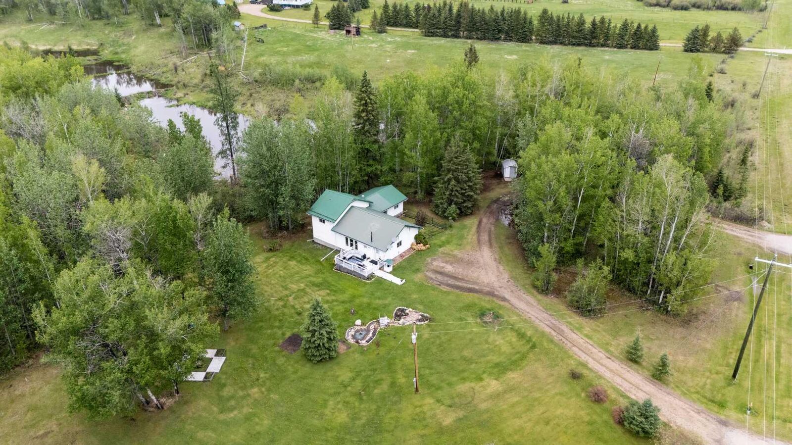 Property Photo: 49118 Hwy 759 AB T7Z 1S9