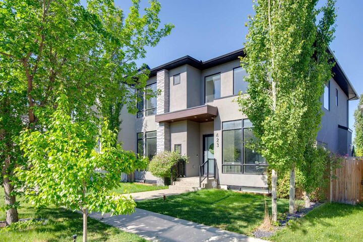 Property Photo: 423 7A Street NE AB T2E 4E9