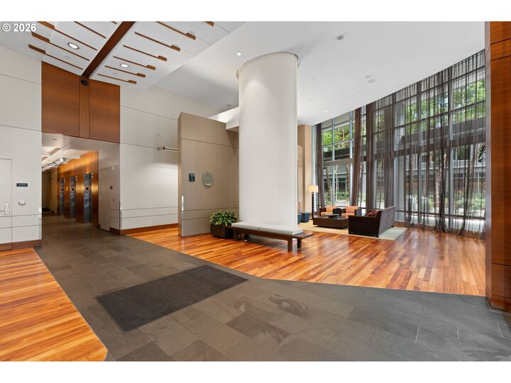 Property Photo:  3601 S River Pkwy 1316  OR 97239 