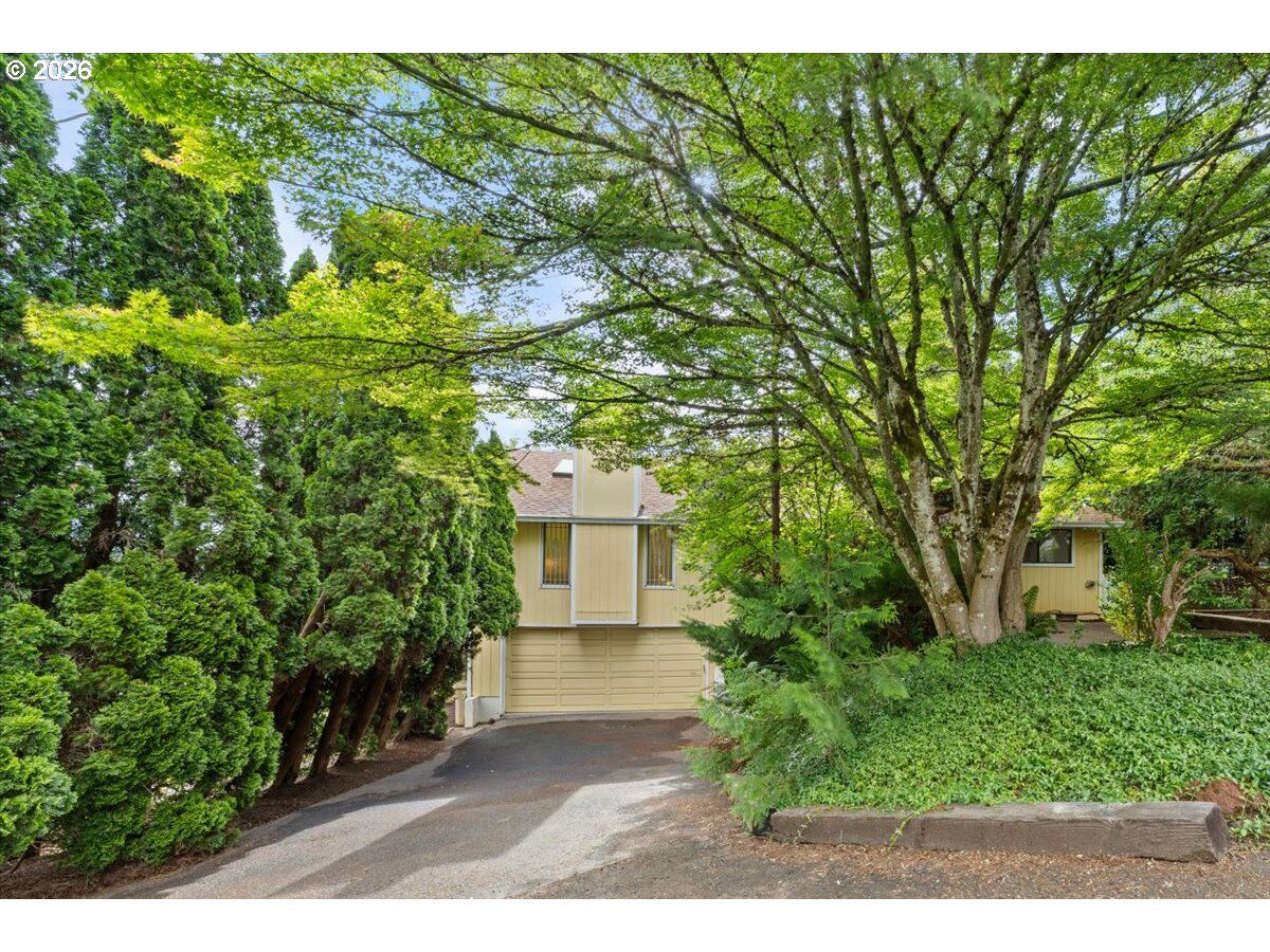Property Photo: 16148 Pearcy St OR 97034