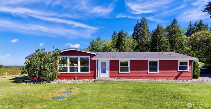 Property Photo:  4004  Brown Road  WA 98248 