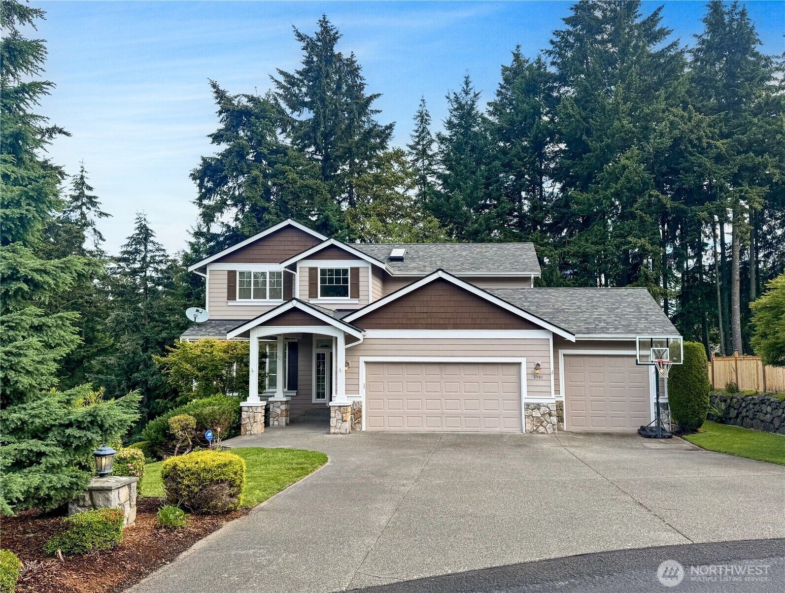 Property Photo:  6901  92nd Street Ct NW  WA 98332 