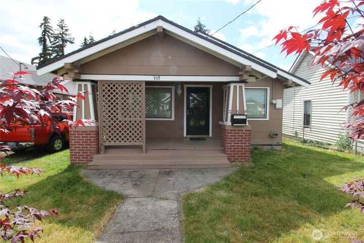 Property Photo: 359 SW 9th WA 98532