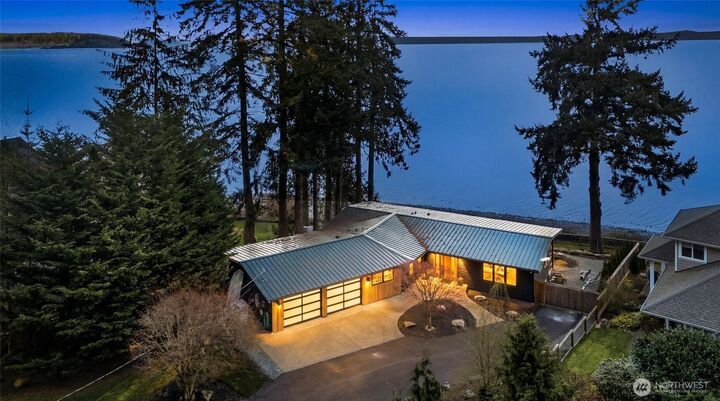 Property Photo:  1067  Cavalero Road  WA 98282 