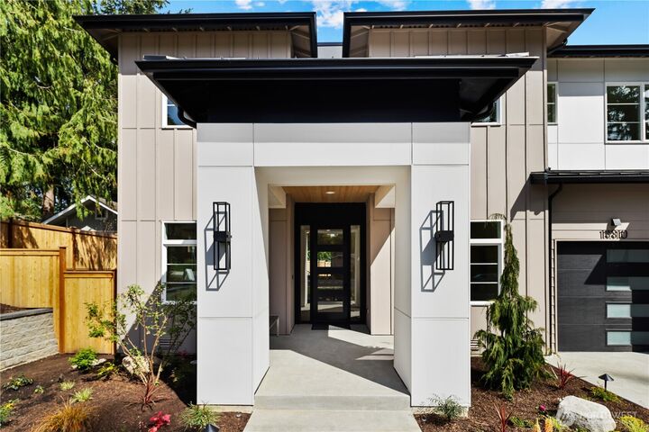 Property Photo:  13310 NE 112th Place  WA 98052 