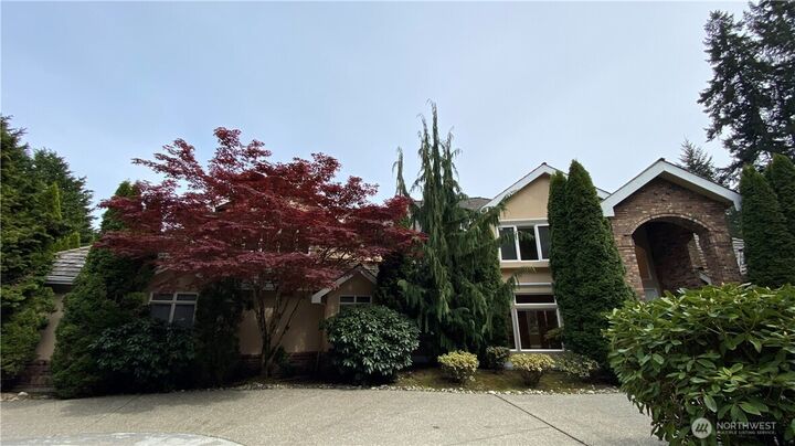 Property Photo:  13953 NE 31st Place  WA 98005 