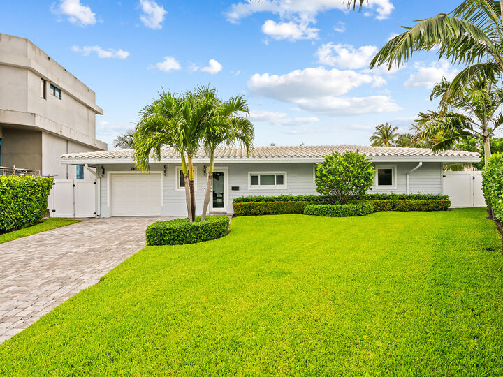 Property Photo:  2421 NE 50th Street  FL 33064 