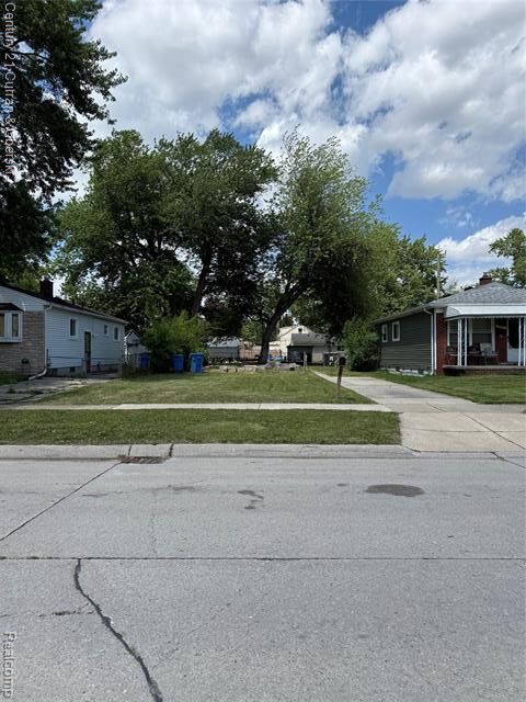 Property Photo:  18720 Powers Avenue  MI 48125 